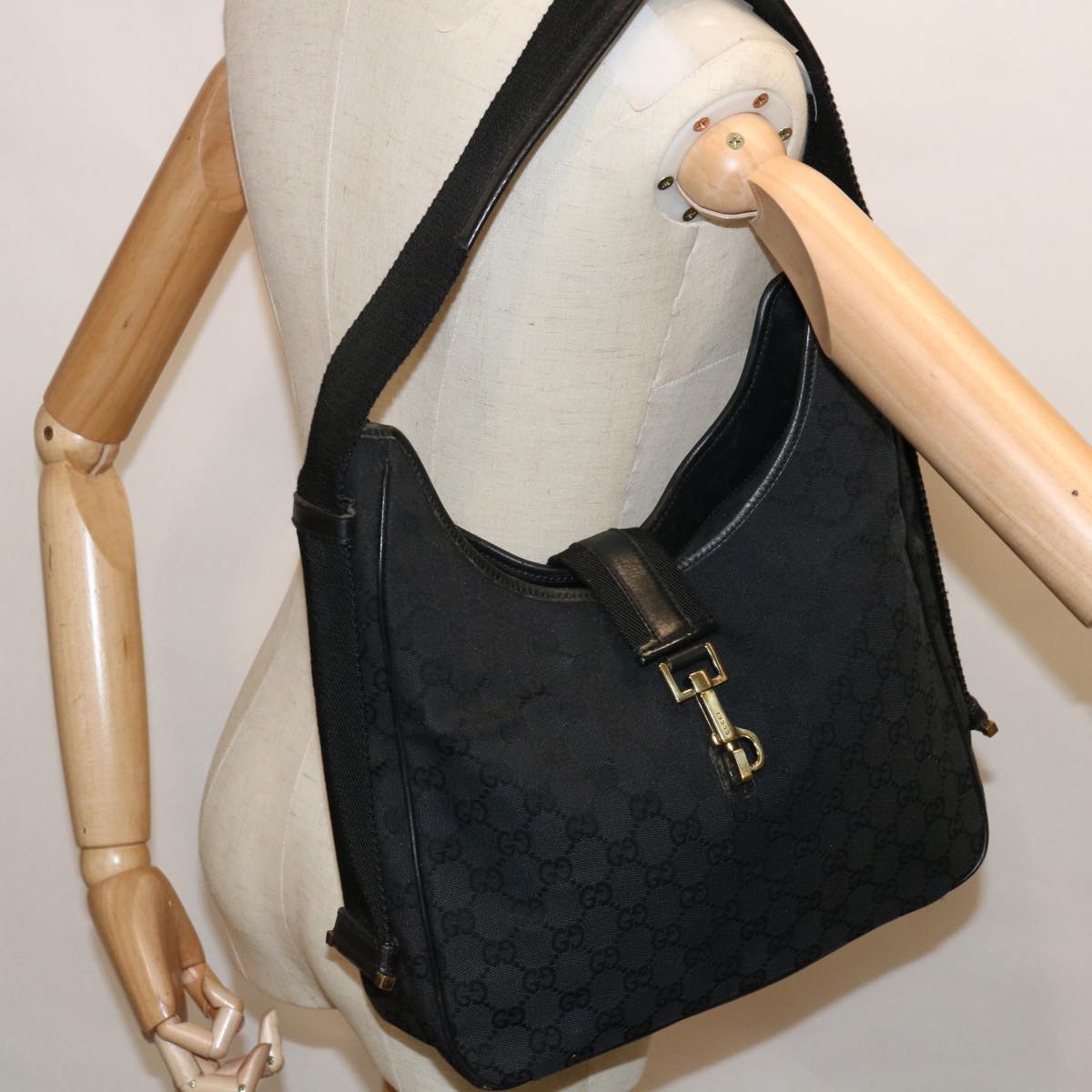 GUCCI Jackie GG Canvas Shoulder Bag Black 92735 Auth yk10452