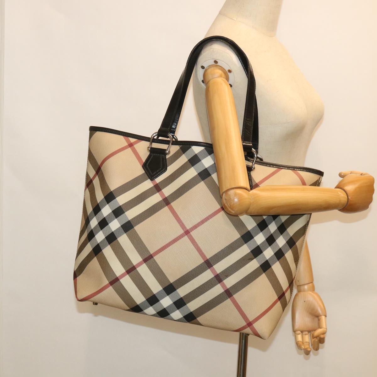 BURBERRY Nova Check Hand Bag Coated Canvas Beige Black Auth ac2234