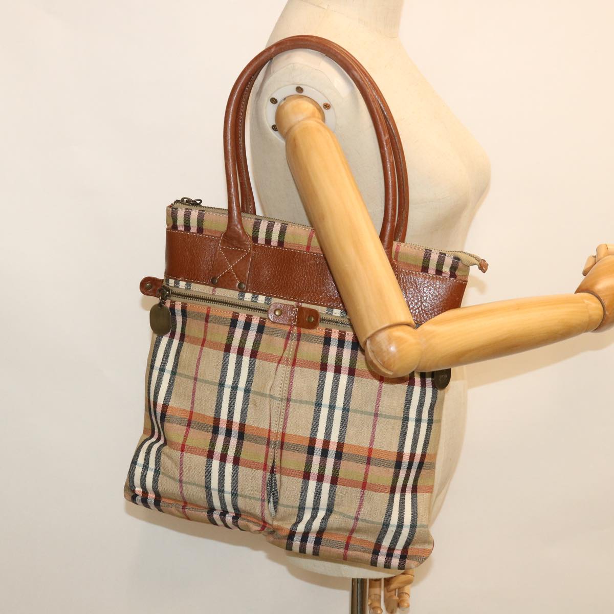 BURBERRY Nova Check Hand Bag Canvas Leather Beige Brown Auth ac2237