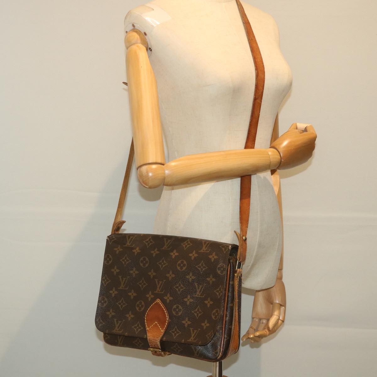 LOUIS VUITTON Monogram Cartouchiere GM Shoulder Bag M51252 LV Auth ac2265