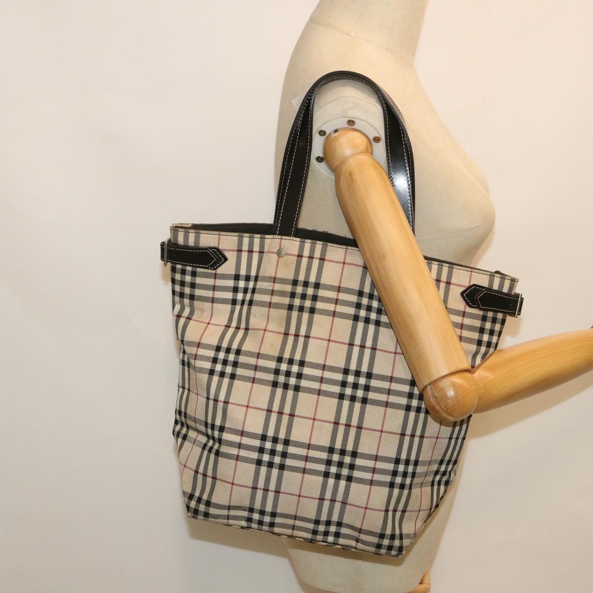 BURBERRY Nova Check Blue Label Tote Bag Nylon Beige Auth ac2344