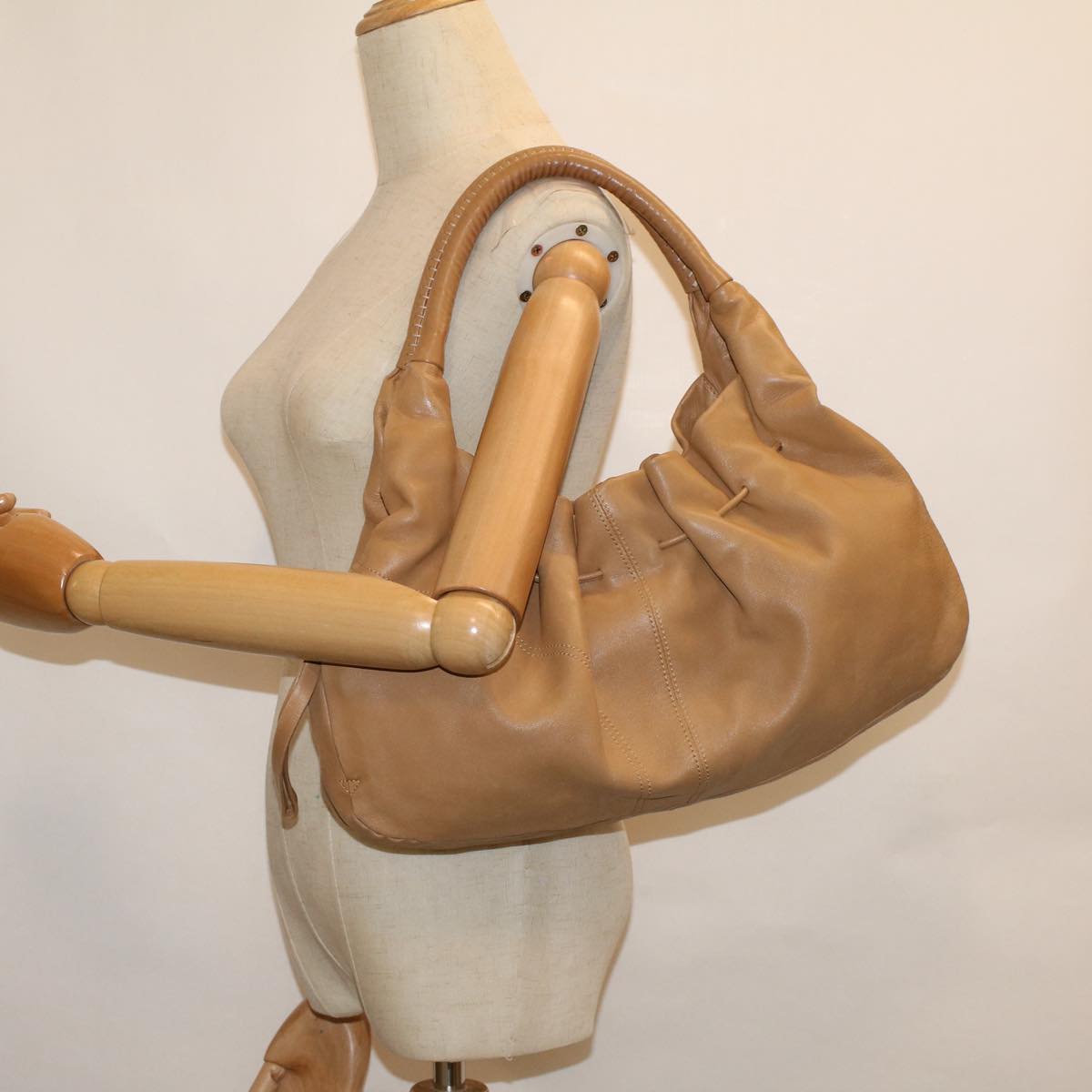 BALLY Shoulder Bag Leather Beige Auth ac2478