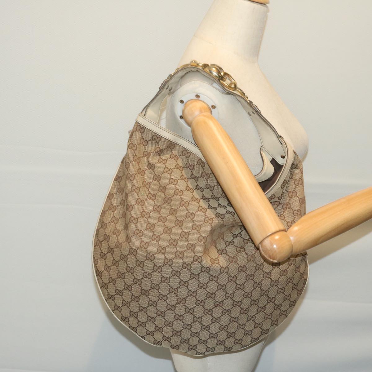 GUCCI GG Canvas Shoulder Bag Beige 211944 Auth ac2610