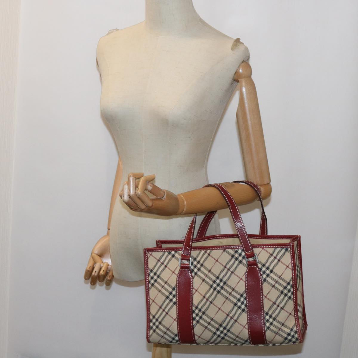 BURBERRY Nova Check Blue Label Tote Bag Canvas Beige Auth ac2669