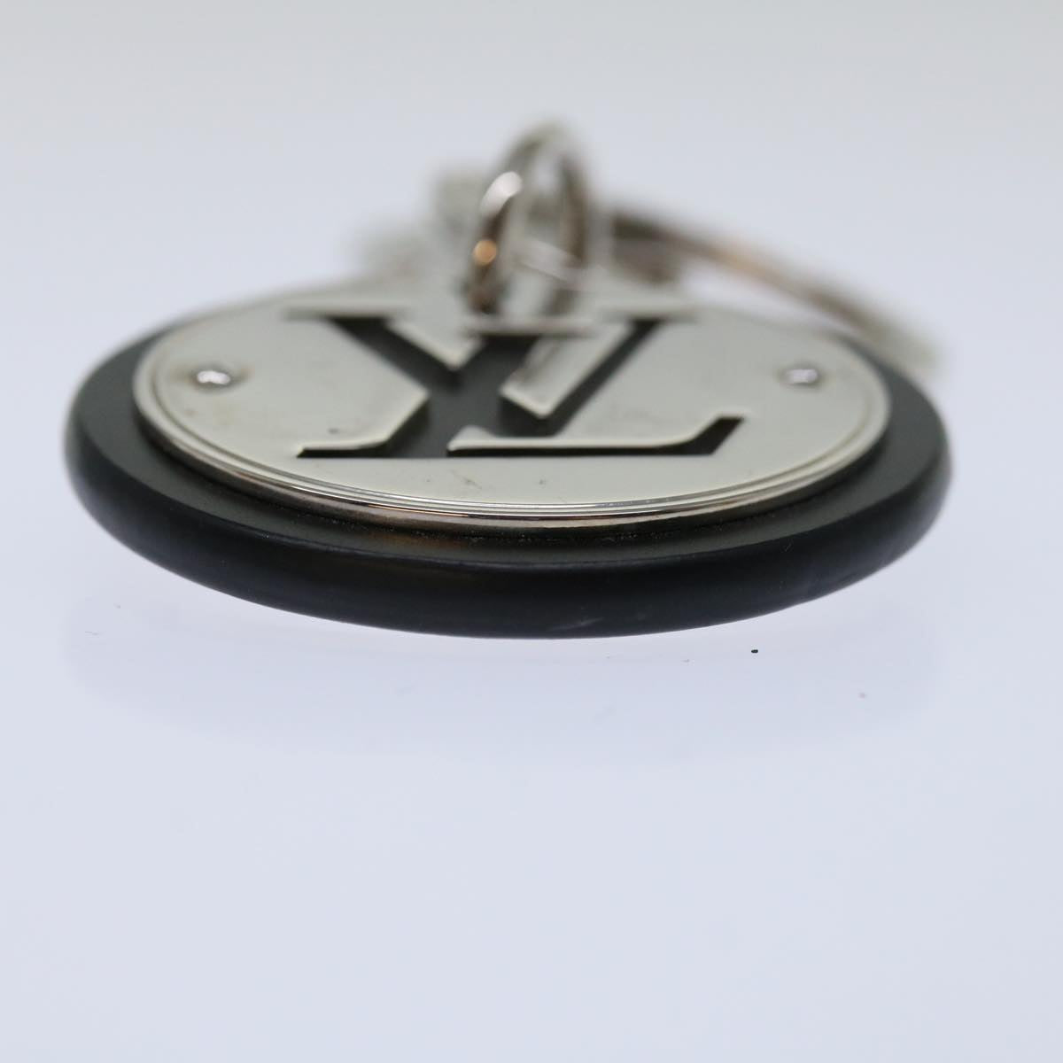 LOUIS VUITTON LV Circle Key Holder Metal Silver M67362 LV Auth ac2789