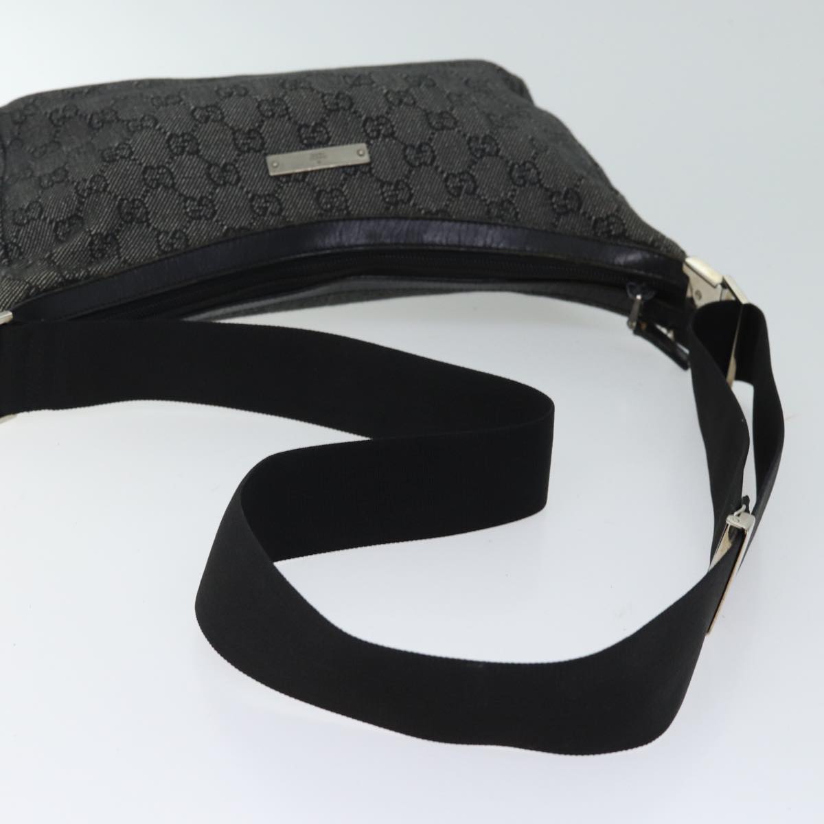 GUCCI GG Canvas Shoulder Bag Black Auth ac2892