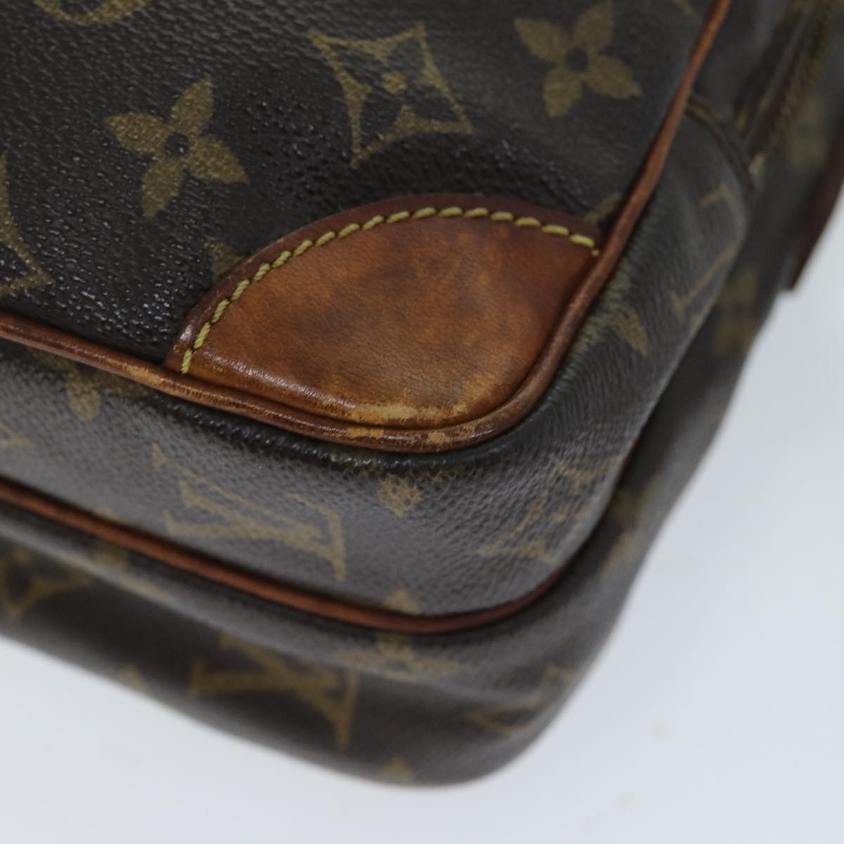 LOUIS VUITTON Monogram Amazon Shoulder Bag M45236 LV Auth ac2944