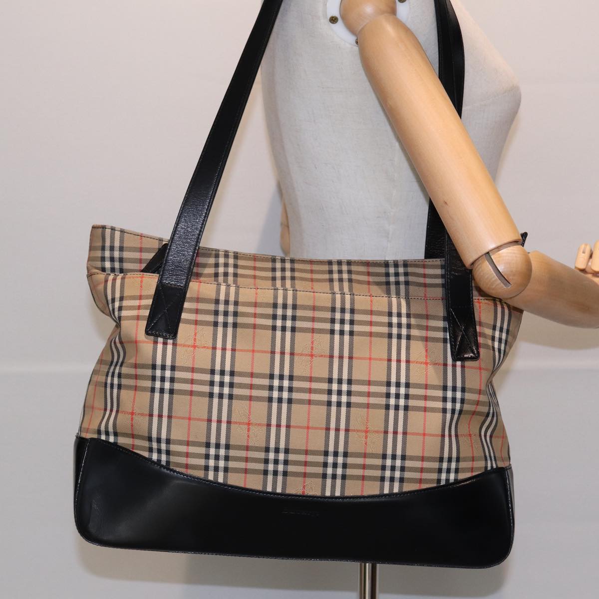 BURBERRY Nova Check Tote Bag Canvas Beige Black Auth ac3130