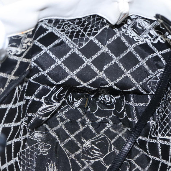 CHANEL Tote Bag Leather White Silver CC Auth ac3702