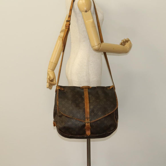 LOUIS VUITTON Monogram Saumur 35 Shoulder Bag M42254 LV Auth ac3749
