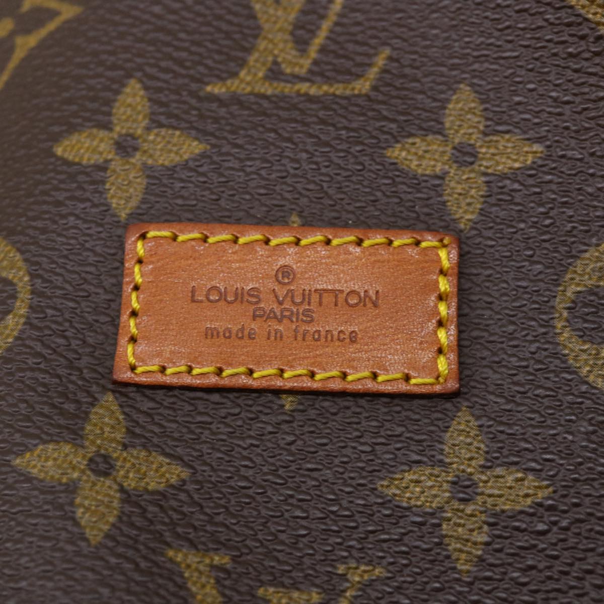 LOUIS VUITTON Monogram Saumur 43 Shoulder Bag M42252 LV Auth ai550