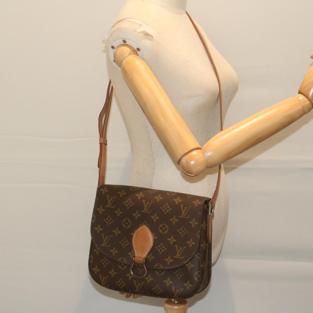 LOUIS VUITTON Monogram Saint Cloud GM Shoulder Bag M51242 LV Auth ai727