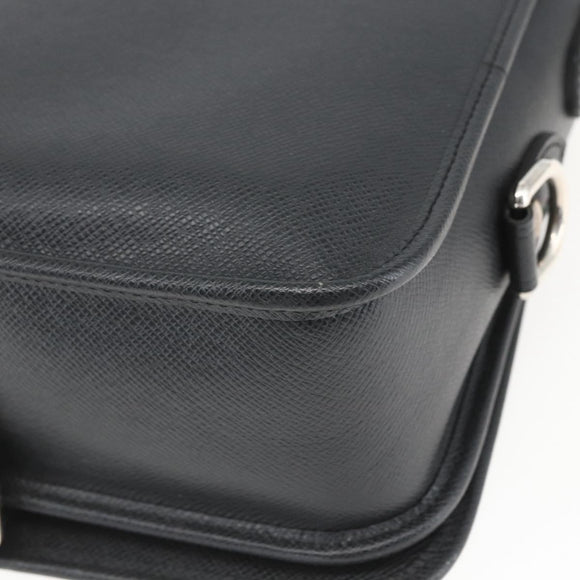 LOUIS VUITTON Taiga Andrei Shoulder Bag Ardoise M32482 LV Auth am10185V