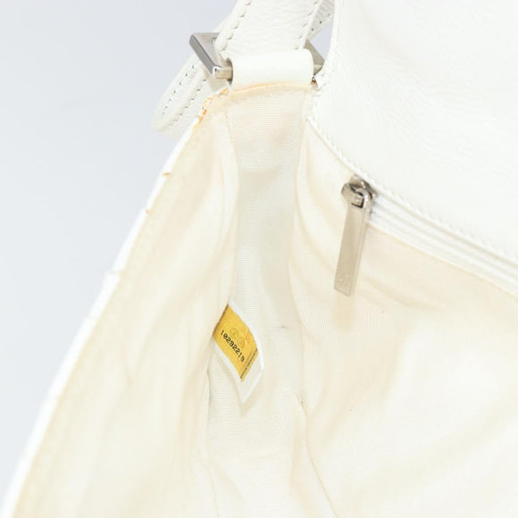 CHANEL Matelasse Chain Shoulder Bag Caviar Skin White Silver CC Auth am10305V