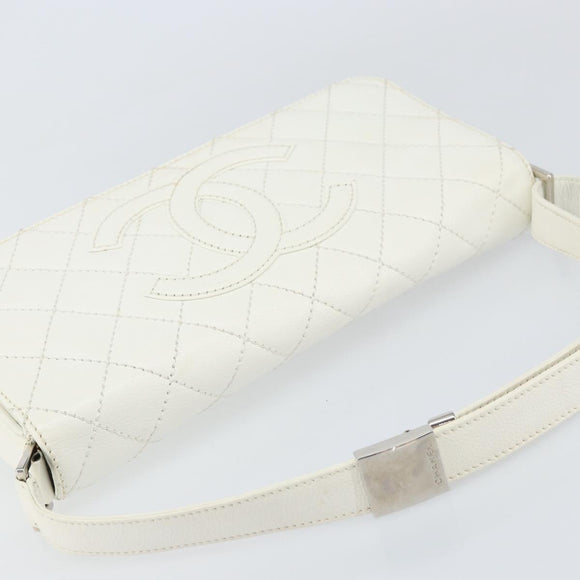 CHANEL Matelasse Chain Shoulder Bag Caviar Skin White Silver CC Auth am10305V