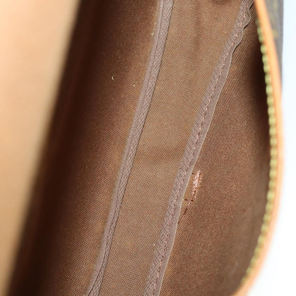 LOUIS VUITTON Monogram Saumur 30 Shoulder Bag M42256 LV Auth am10418
