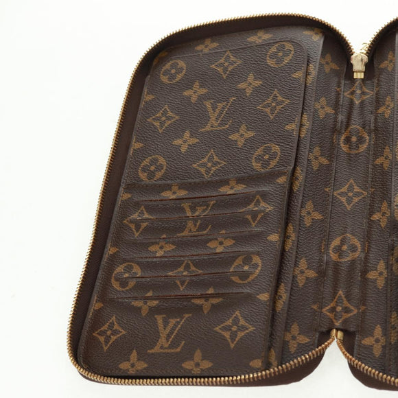 LOUIS VUITTON Monogram Poche Escapade Travel Case M60113 LV Auth am10464V