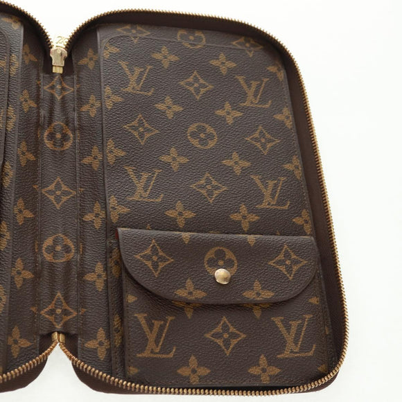 LOUIS VUITTON Monogram Poche Escapade Travel Case M60113 LV Auth am10464V