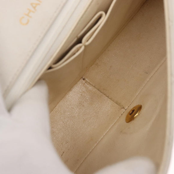 CHANEL Matelasse Turn Lock Chain Bag Lamb Skin White Gold CC Auth am10500