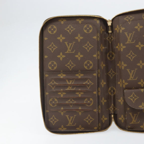LOUIS VUITTON Monogram Poche Escapade Travel Case M60113 LV Auth am10772