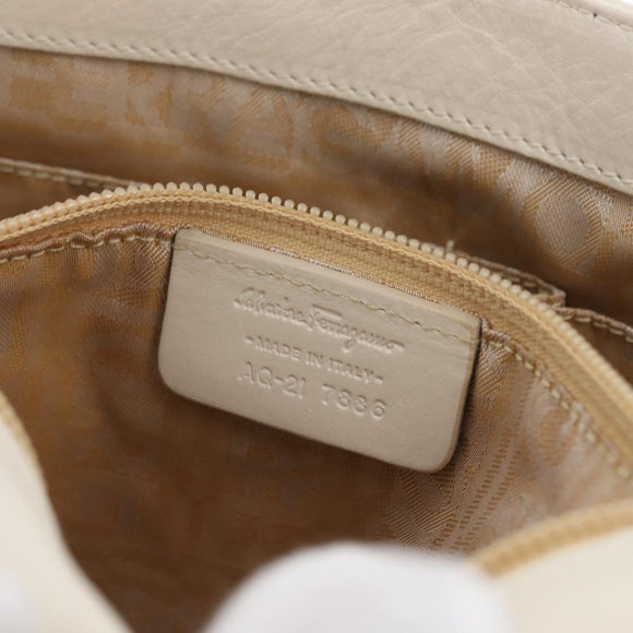 Salvatore Ferragamo One Belt Hand Bag Leather White Silver Auth am10782