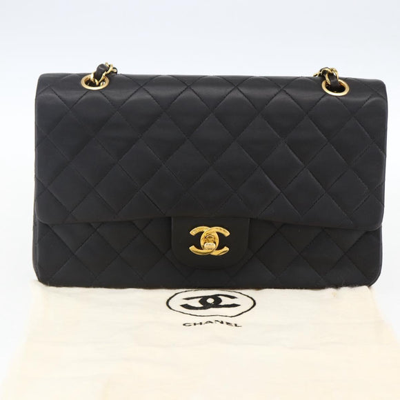 CHANEL Matelasse 25 Double Flap Chain Bag Lammleder Schwarz CC Auth am10803SAM