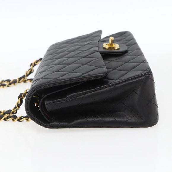 CHANEL Matelasse 25 Double Flap Chain Bag Lammleder Schwarz CC Auth am10803SAM