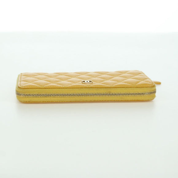 CHANEL Matelasse Round Long Wallet Caviar Skin Yellow Gold CC Auth am11223M