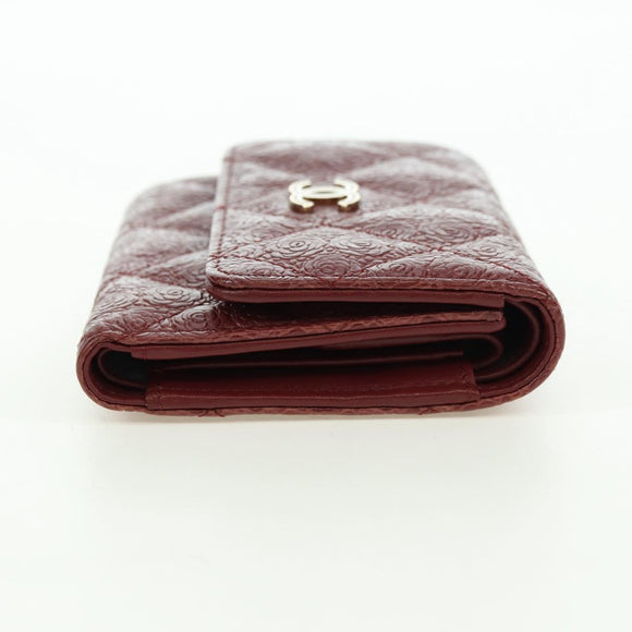 CHANEL Camelia Trifold Wallet Leather Bordeaux Gold CC Auth am11479M