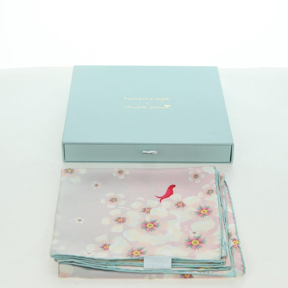 Van Cleef & Arpels Scarf Silk Light Blue Auth am11617M