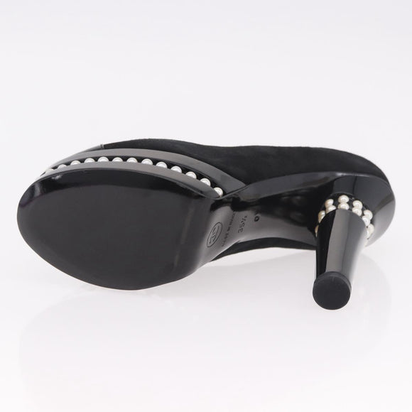 CHANEL Pearl Pumps Suede 35 1/2 Black CC Auth am11955M