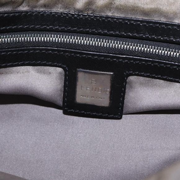FENDI Mamma Baguette Shoulder Bag Wool White Black Auth am12117SAV