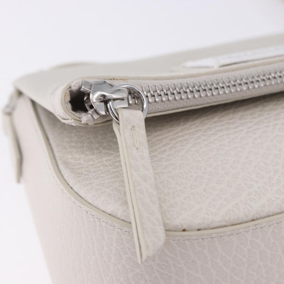 Maison Margiela Shoulder Bag Leather White Silver Auth am12334M