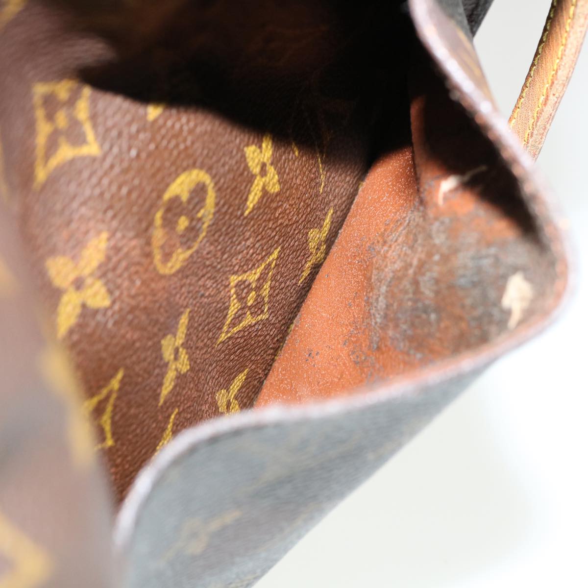 LOUIS VUITTON Monogram Saint Cloud MM Shoulder Bag M51243 LV Auth am3150