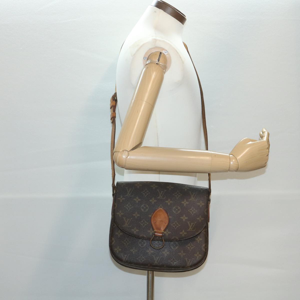 LOUIS VUITTON Monogram Saint Cloud GM Shoulder Bag M51242 LV Auth am3484