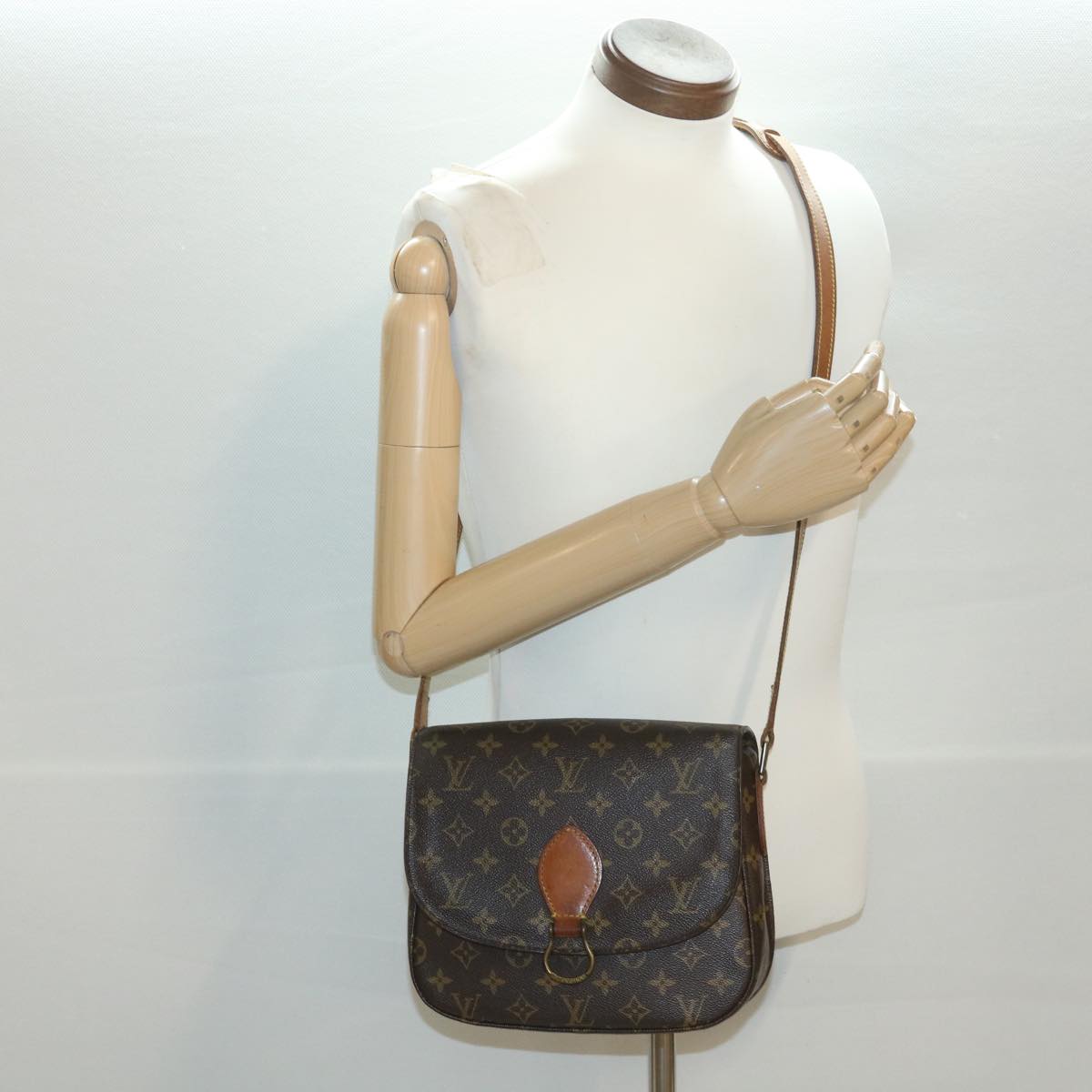 LOUIS VUITTON Monogram Saint Cloud GM Shoulder Bag M51242 LV Auth am3847