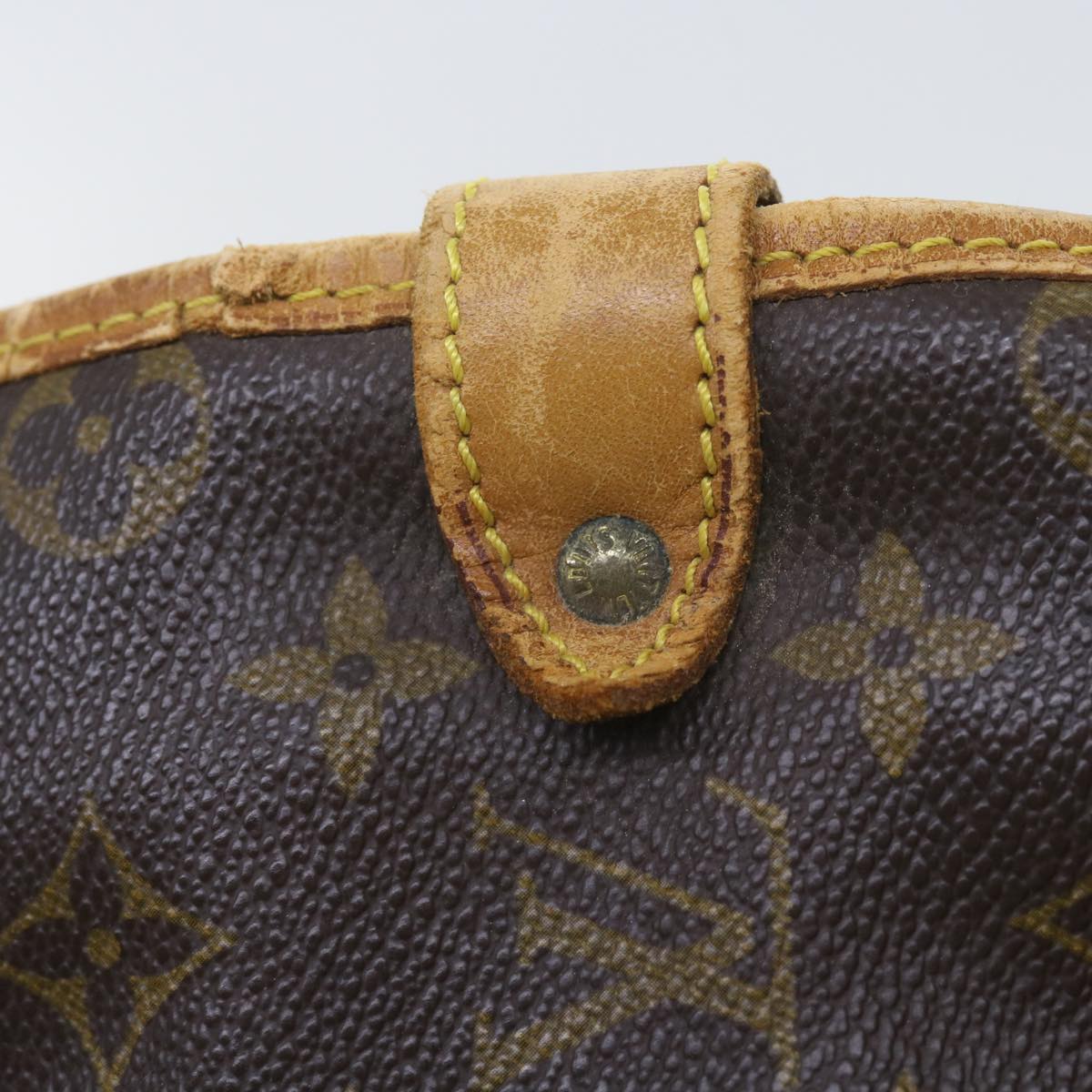 LOUIS VUITTON Monogram Saumur 35 Shoulder Bag M42254 LV Auth am3896