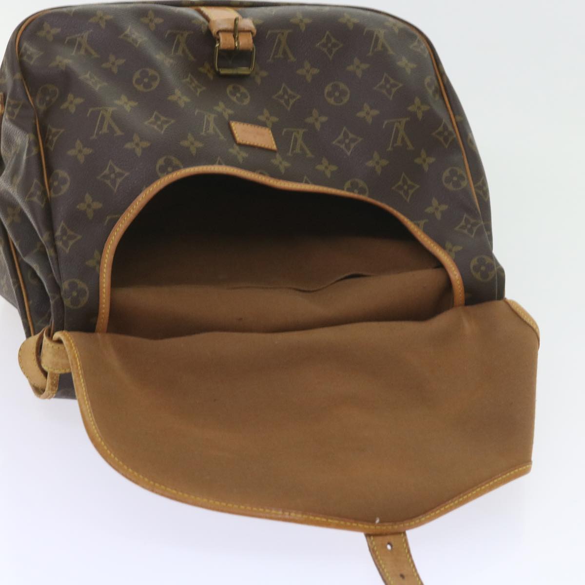 LOUIS VUITTON Monogram Saumur 35 Shoulder Bag M42254 LV Auth am3896