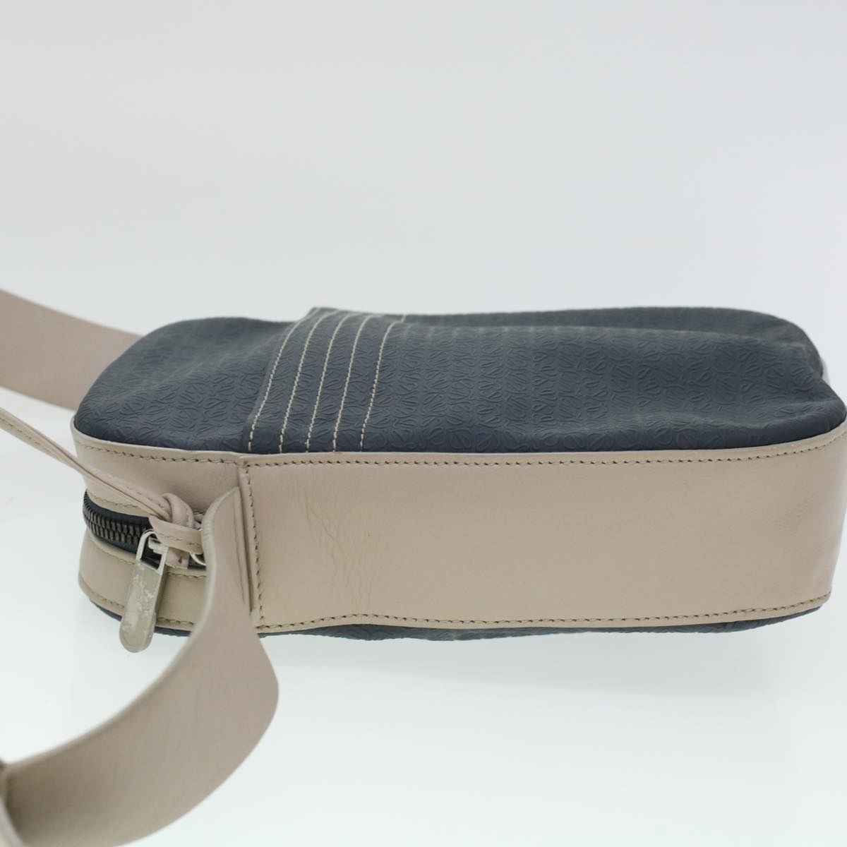 LOEWE Anagram Shoulder Bag Beige Auth am4320