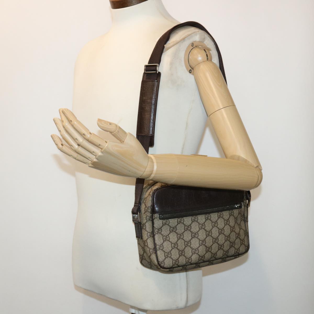 GUCCI GG Canvas Shoulder Bag PVC Leather Beige 114291 Auth am4698