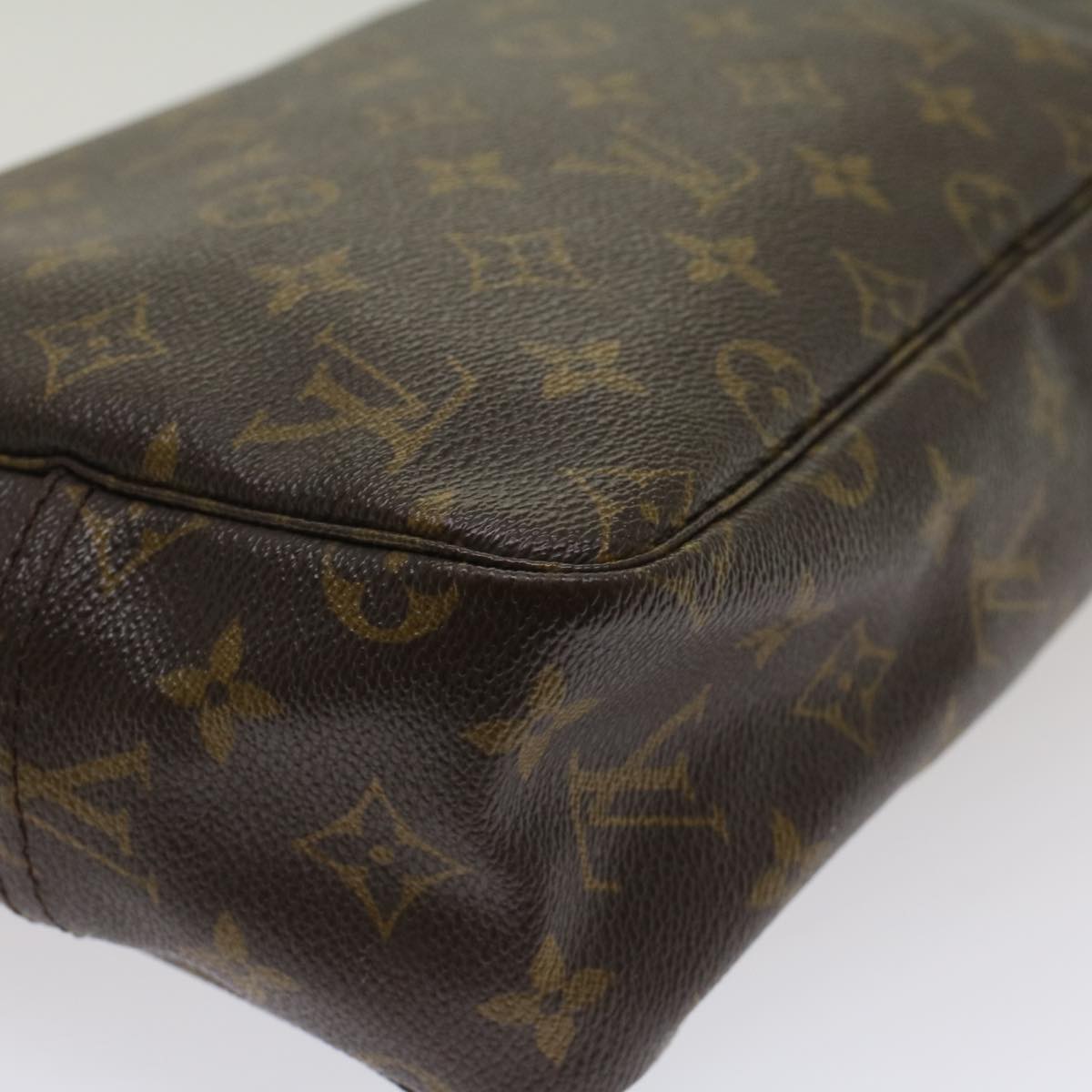 LOUIS VUITTON Monogram Trousse Toilette 28 Clutch Bag M47522 LV Auth am4924