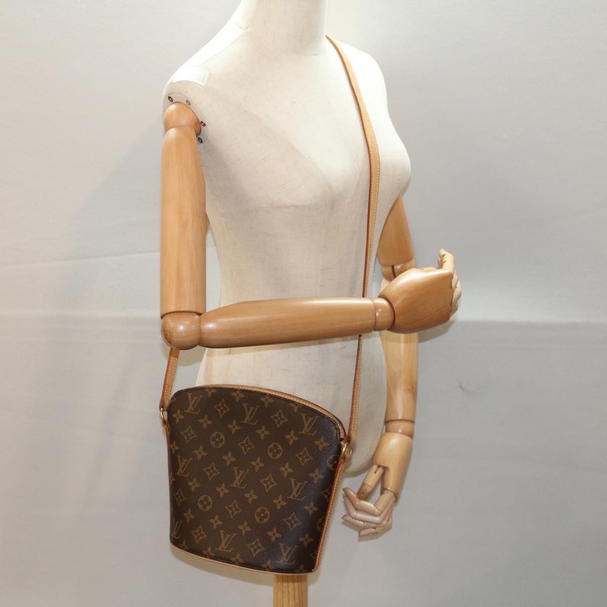 LOUIS VUITTON Monogram Drouot Shoulder Shoulder Bag M51290 LV Auth am4961