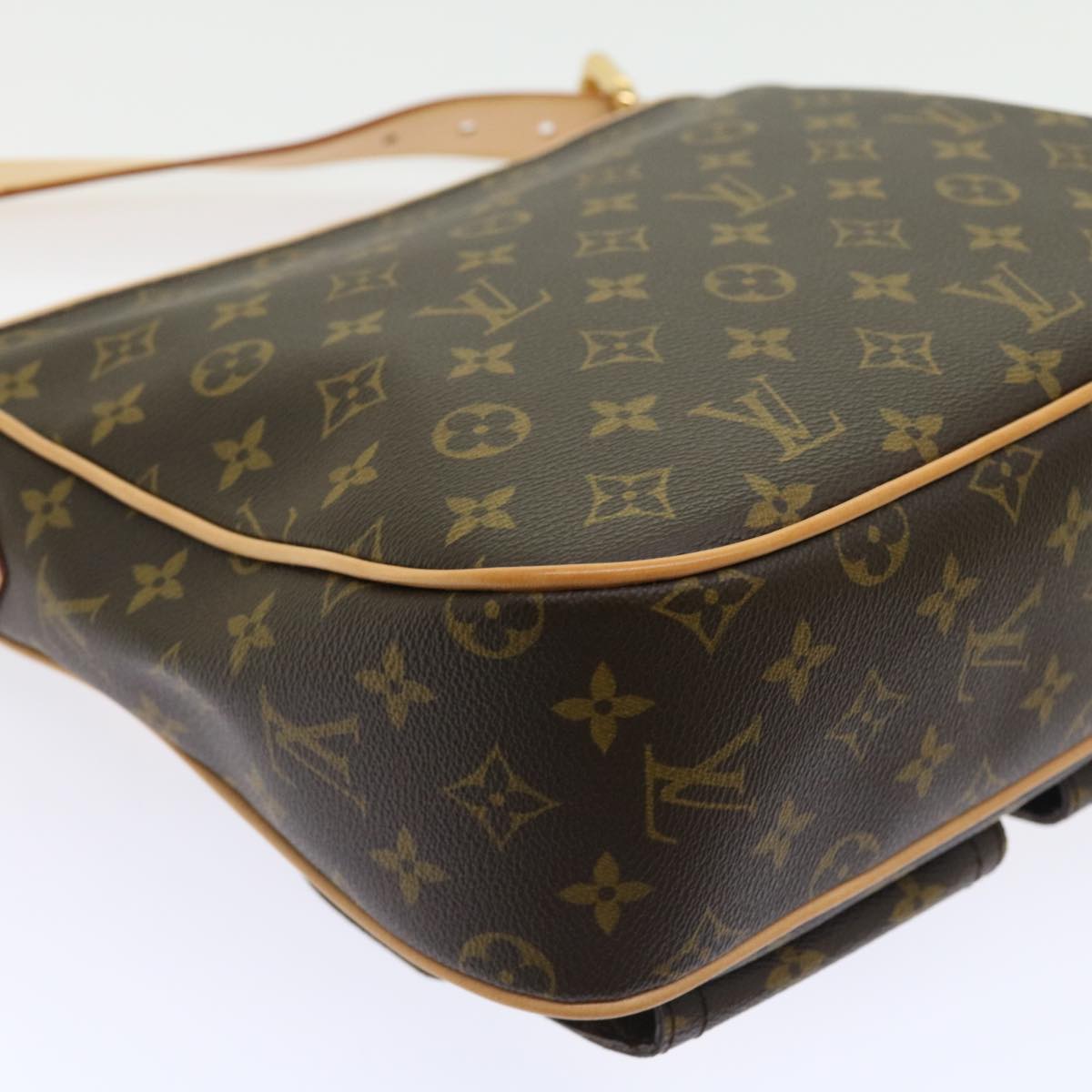 LOUIS VUITTON Monogram Hudson GM Shoulder Bag M40045 LV Auth am5045A