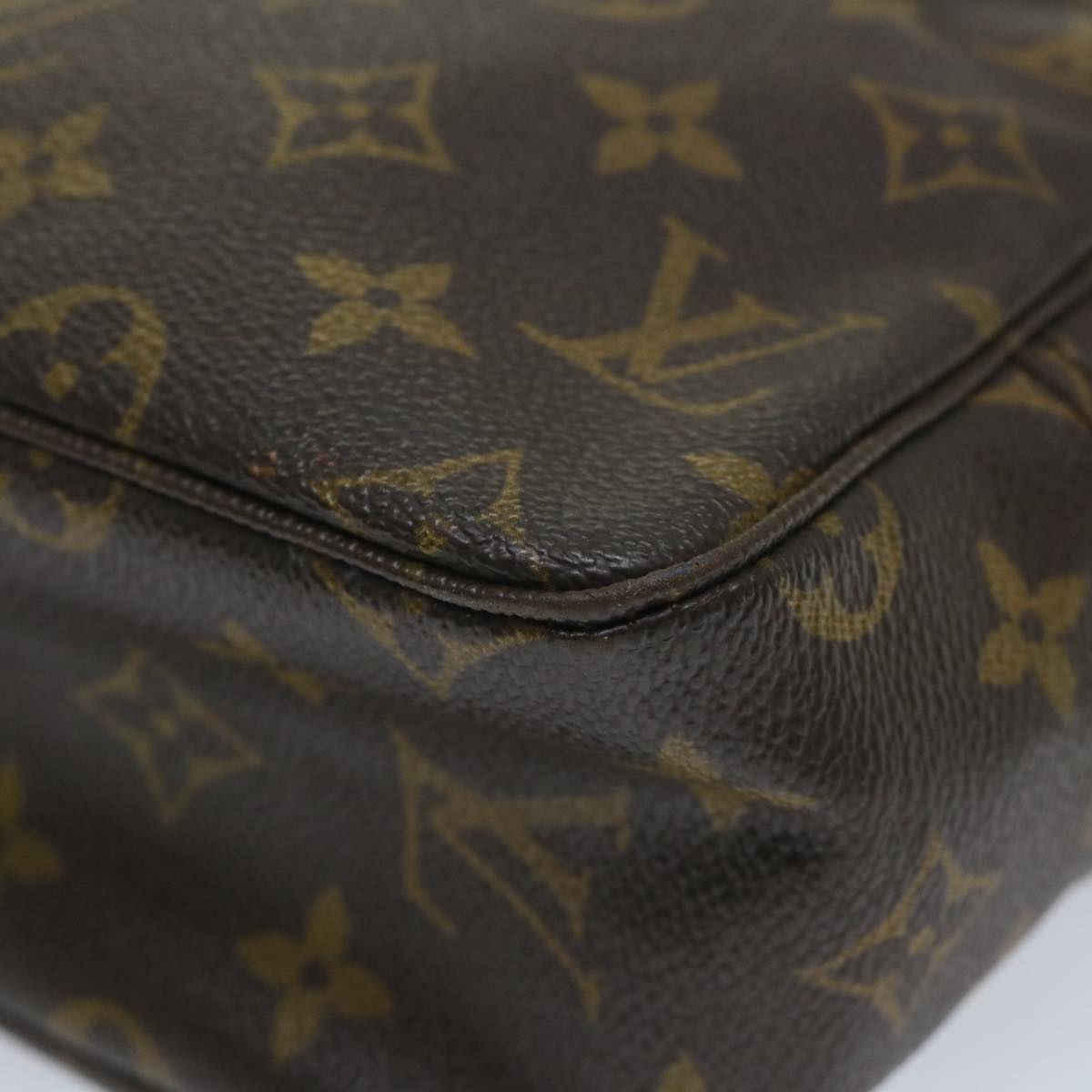 LOUIS VUITTON Monogram Trousse Toilette 28 Clutch Bag M47522 LV Auth am5084