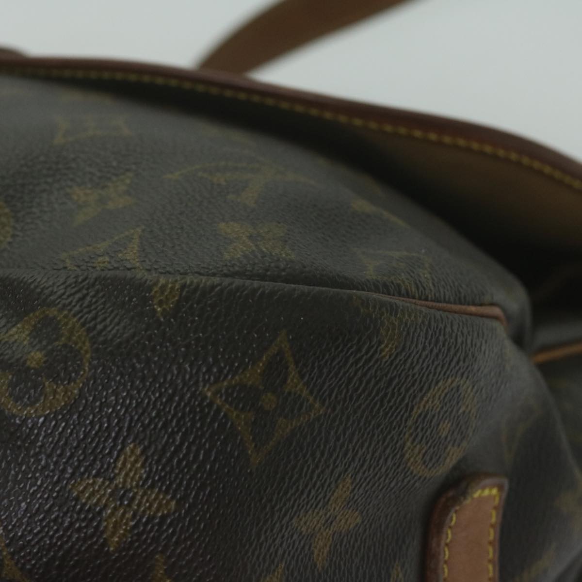 LOUIS VUITTON Monogram Saumur 35 Shoulder Bag M42254 LV Auth am5176