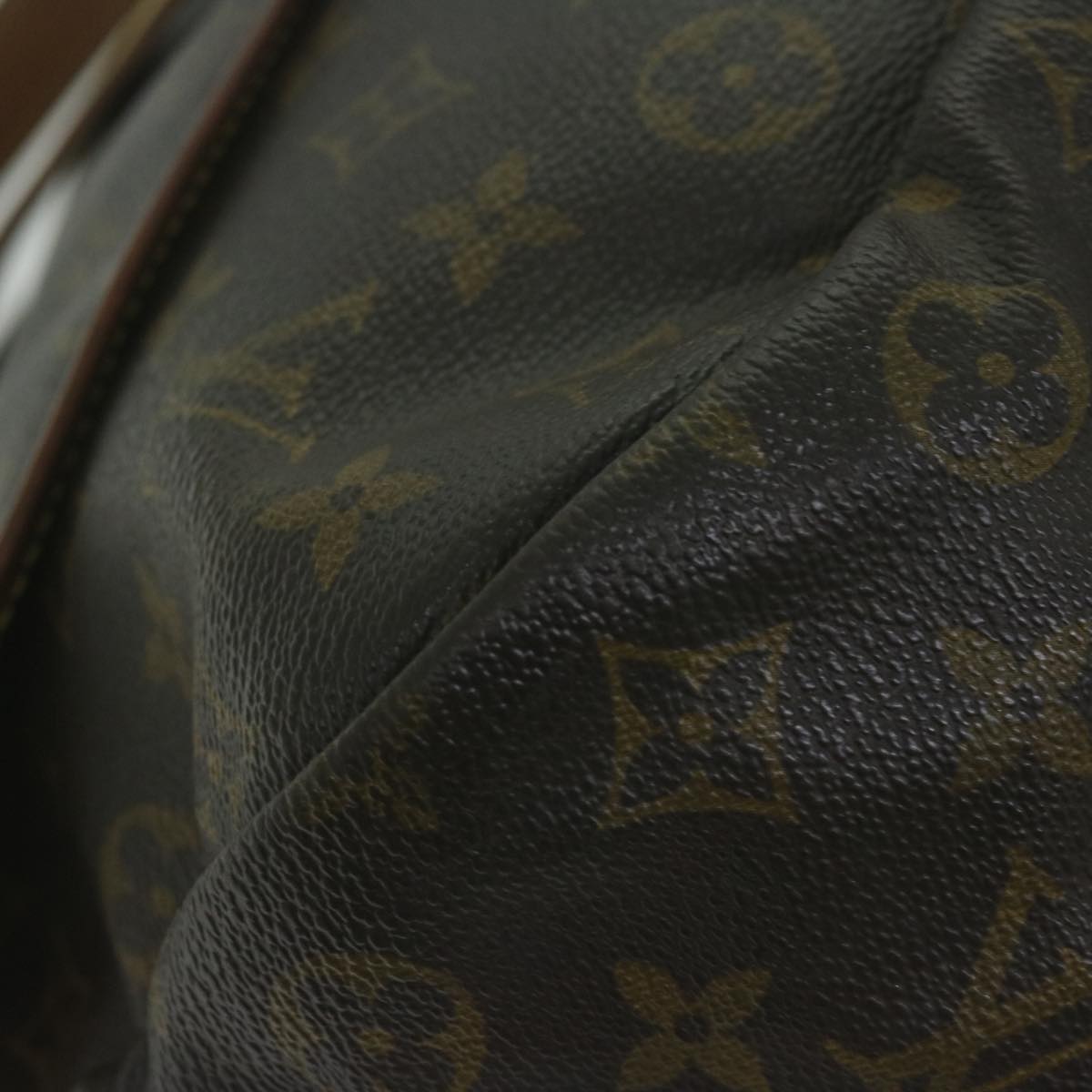 LOUIS VUITTON Monogram Saumur 35 Shoulder Bag M42254 LV Auth am5176