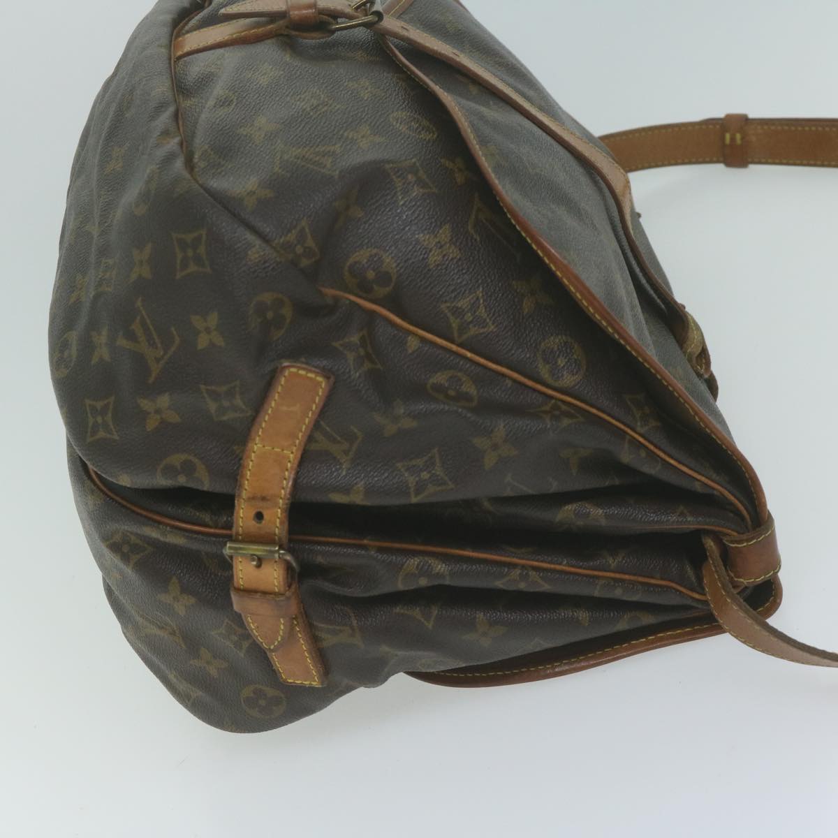 LOUIS VUITTON Monogram Saumur 35 Shoulder Bag M42254 LV Auth am5176