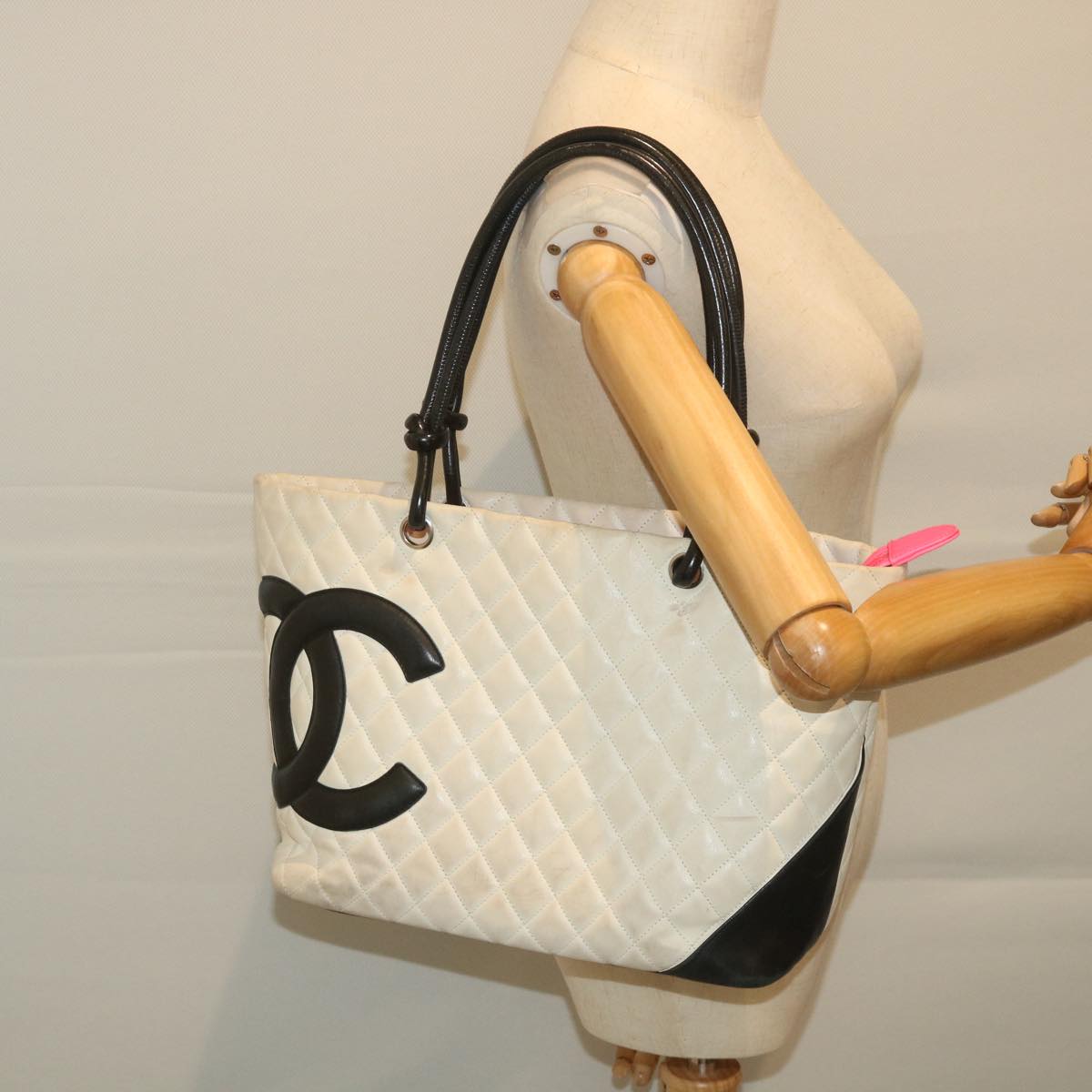 CHANEL Cambon Line Tote Bag Leather White CC Auth am5180