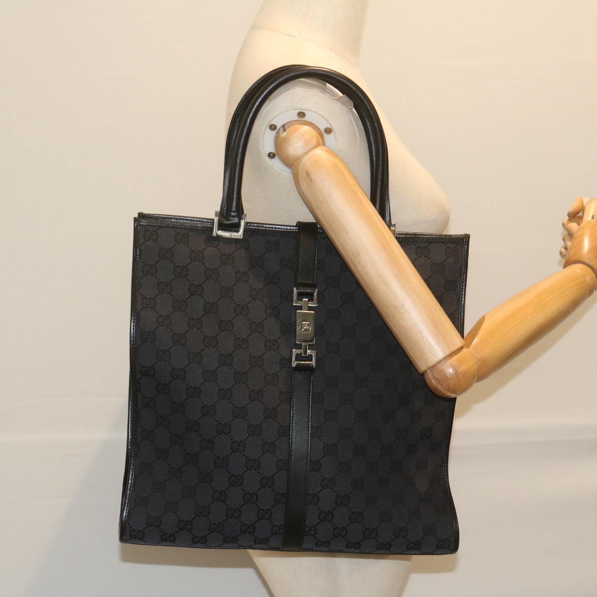 GUCCI GG Canvas Jackie Tote Bag Black 002 1064 Auth am5349