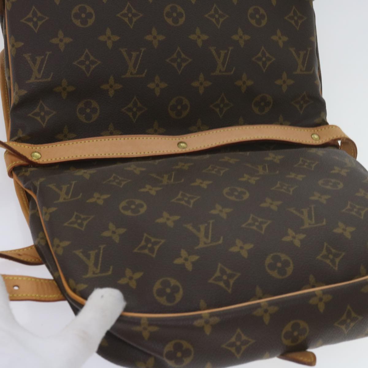 LOUIS VUITTON Monogram Saumur 30 Shoulder Bag M42256 LV Auth am5389